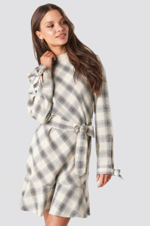 NA-KD Trend Checked Flounce High Neck Dress - Beige