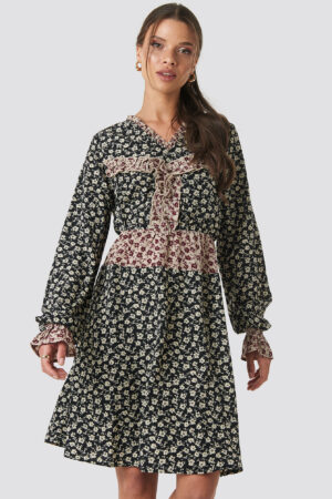 NA-KD Boho Patch-Print Frill Detail Dress - Multicolor