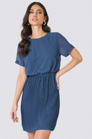 NA-KD Pleated Skirt Part Dress - Blue