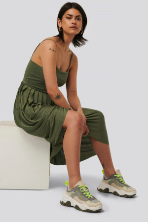 NA-KD Trend Midiklänning - Green