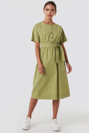 NA-KD Round Neck Button Up Midi Dress - Green