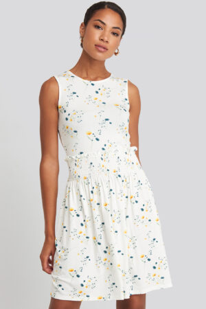 NA-KD Sleeveless Floral Print Skater Dress - White