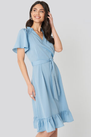 NA-KD Boho Smocked Shoulder Belted Frill Dress - Blue