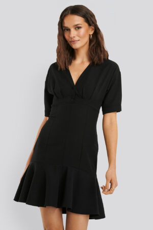Trendyol V-Ringad Klänning - Black
