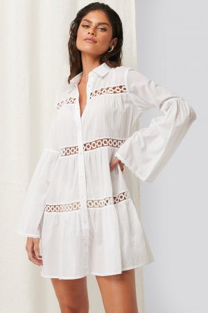 Erica Kvam x NA-KD Miniskjortklänning - White