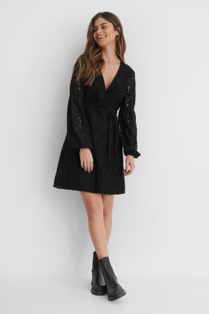 NA-KD Boho Spetsklänning Med Midjebälte - Black