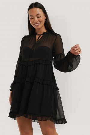 NA-KD Boho Chiffongklänning Med Krås - Black