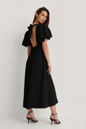 NA-KD Trend Midiklänning Med Kort Puffärm - Black