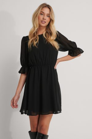 NA-KD Kortärmad Chiffongklänning - Black