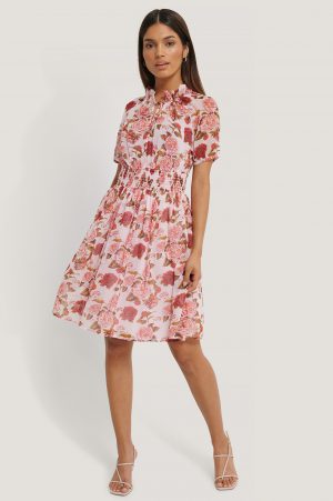 NA-KD Kortärmad Rynkad Smocktopp - Multicolor