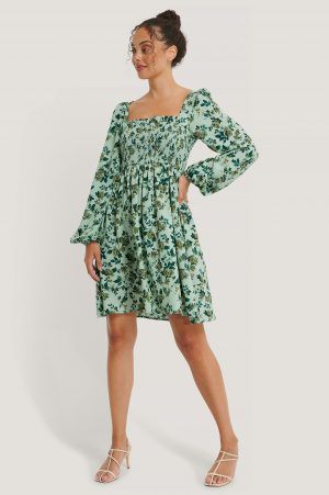 NA-KD Boho Klänning Med Fyrkantig Halsringning Och Smock - Green