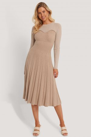NA-KD Trend Stickad Klänning Med Struktur - Beige