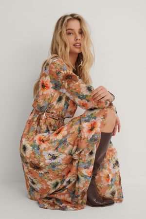 Trendyol Blommig Klänning - Multicolor