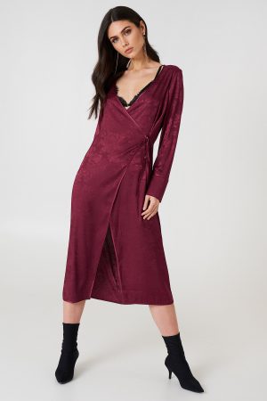 NA-KD Boho Wrapped Jacquard Satin Dress - Burgundy