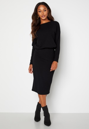 Elegant midiklänning från BUBBLEROOM.